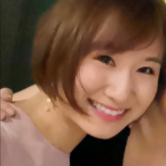 Meet your Posher, Angie - Picture 1 of 1